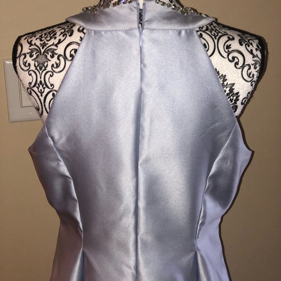 Gorgeous Ice Blue High Neck Sleeveless Cocktail Dress Size 10 - Picture 6 of 12